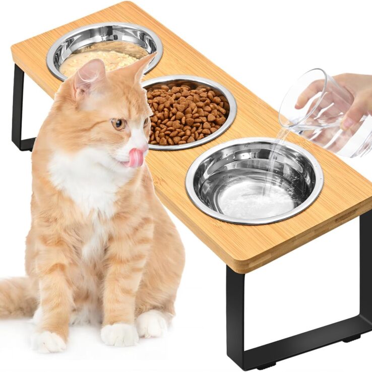 Raised Cat Food Water Bowl，Small Dog 15 ° Tilted Elevated Food Feeding Tray with Three Stainless Steel Bowls to Protect The Spine of Cats and Dogs from Vomiting (Wood Color)